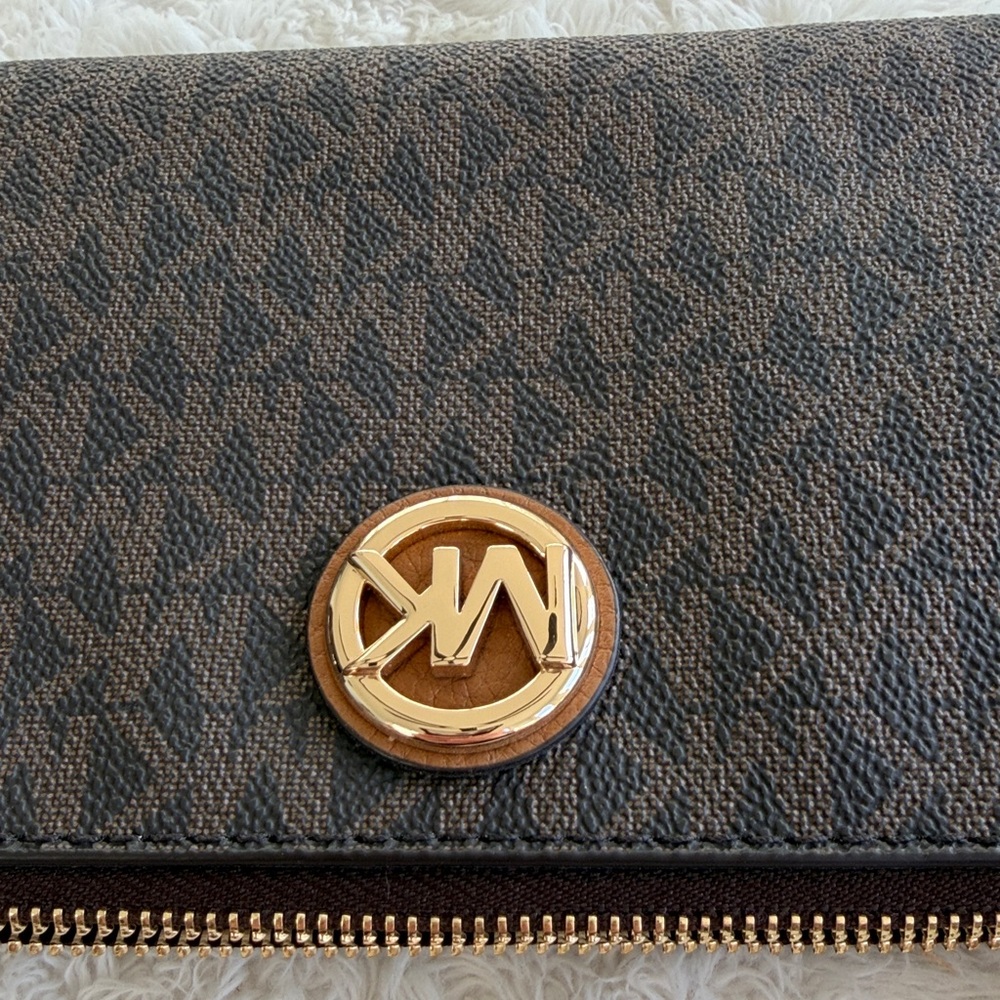 Michael Kors Dark Brown Wristlet with Gold Logo - Picture 9 of 11